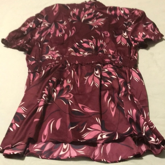 Maternity Blouse - Liz Lange Size XL - Picture 6 of 6